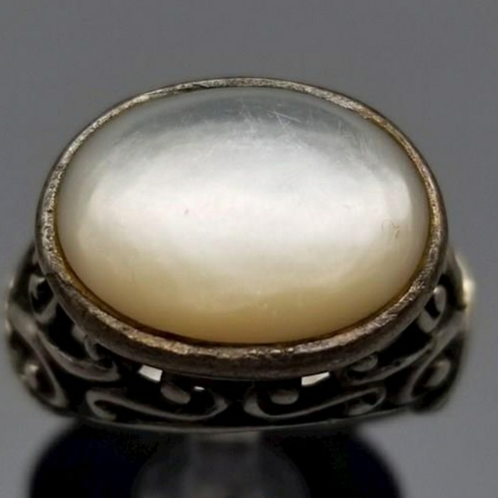 Sterling Silver 925 stamped scroll moonstone ring 5.5